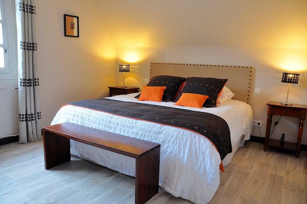Bed and Breakfast Au Jardin De Lisa Cherreau Esterno foto